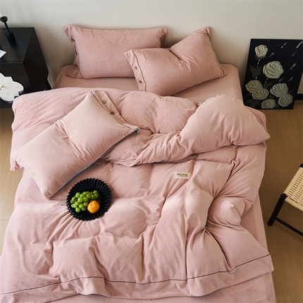 91家纺网 家纺一手货源 找家纺 （总）兰紫橙家纺 2025新款纯色牛奶绒纽扣款四件套