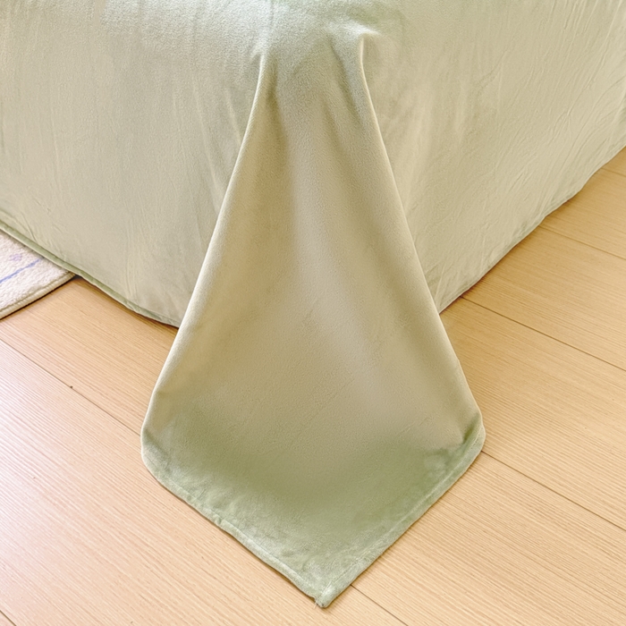 91家纺网 家纺一手货源 找家纺 2025新款小清新双面牛奶绒四件套 花期