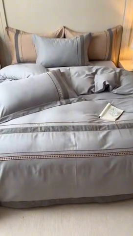 91家纺网 家纺一手货源 找家纺 2024新款A类云柔棉加密柔顺磨毛四件套千鸟格系列 千鸟格-卡其灰