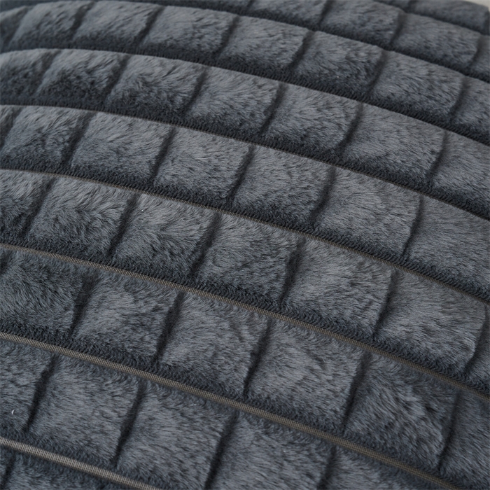 91家纺网 家纺一手货源 找家纺 （总）品尚嘉 跨境亚马逊ins泡芙格抱枕套纯色剪花格子靠枕沙发兔毛绒靠垫