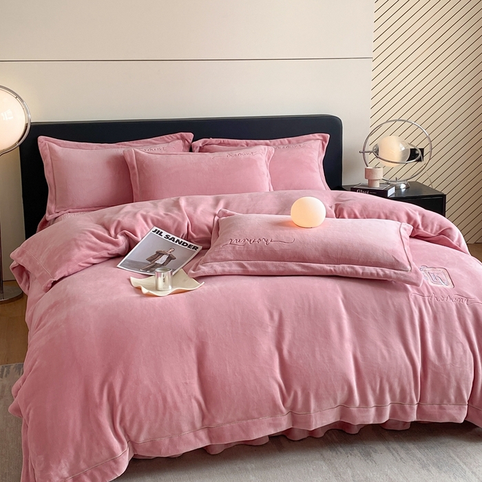 91家纺网 家纺一手货源 找家纺 美伦美焕 2024新款美棉绒床盖四件套（控价258） 佳人有约 豆沙