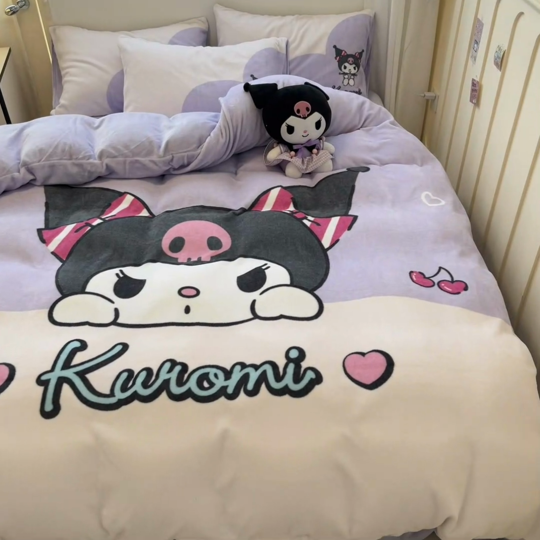 91家纺网 家纺一手货源 找家纺 金爱家 2024新款三丽鸥大版加厚牛奶绒四件套-第二批 绒R呆萌库洛米