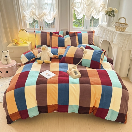 91家纺网 家纺一手货源 找家纺 （总）2025新款小清新双面牛奶绒四件套