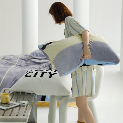 2025新款小清新双面牛奶绒四件套 简约条纹