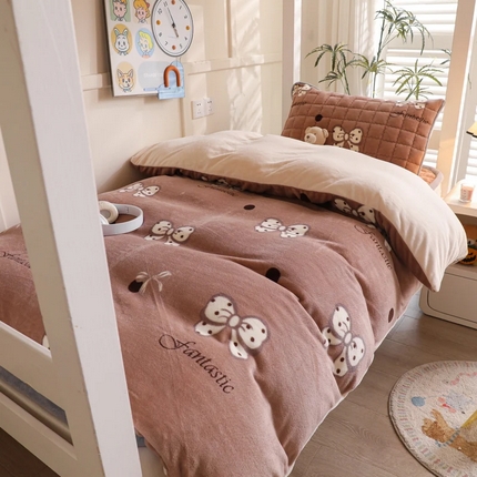 91家纺网 家纺一手货源 找家纺 （总）爱思凯家纺 2025新款A类牛奶绒学生床褥三件套-初心系列