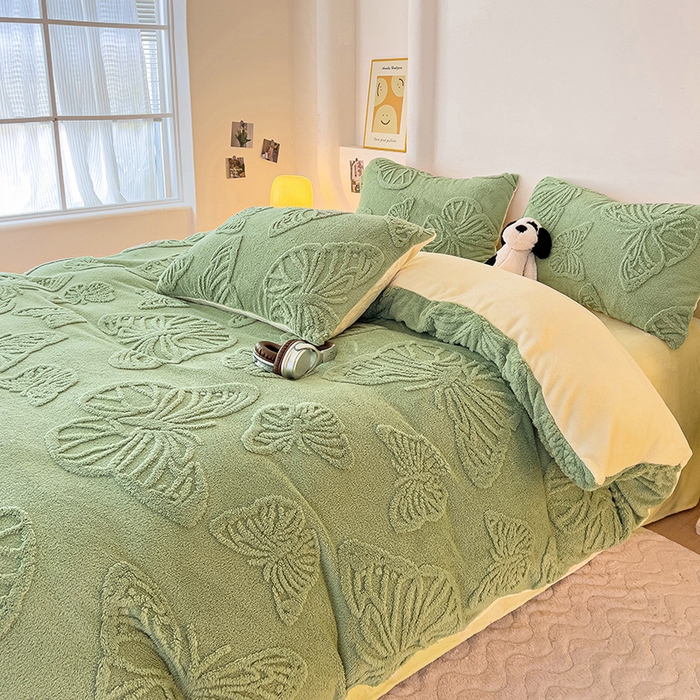 91家纺网 家纺一手货源 找家纺 梦之岛 2024新款高克重提花雕花牛奶绒四件套 蝴蝶公主-黄绿