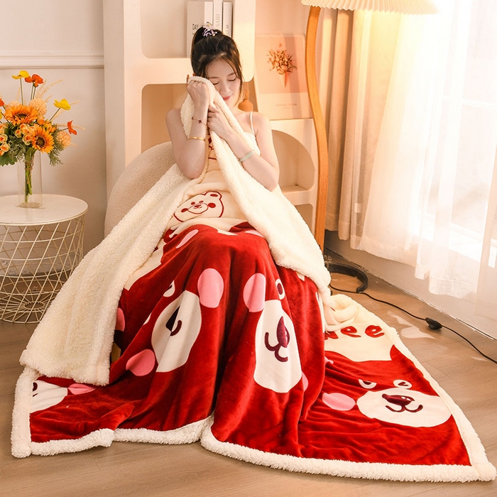 91家纺网 家纺一手货源 找家纺 2025新款毛毯AB版牛奶绒+羊羔绒毯子复合多功能午睡毯 甜蜜熊