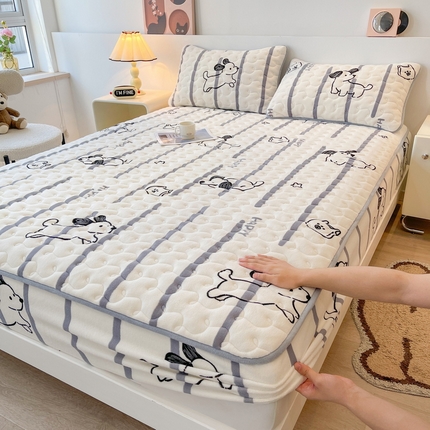 91家纺网 家纺一手货源 找家纺 2024秋冬牛奶绒加厚夹棉床笠三件套印花床垫保护套罩8.午后时光