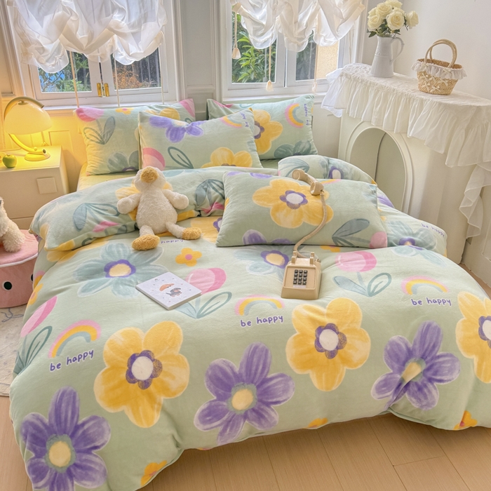 91家纺网 家纺一手货源 找家纺 2025新款小清新双面牛奶绒四件套 花期