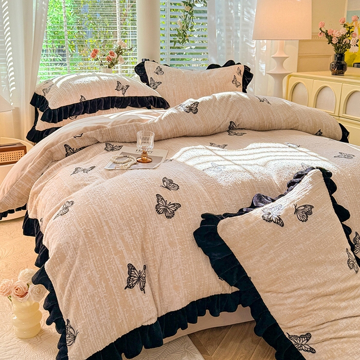 91家纺网 家纺一手货源 找家纺 大麦家纺 204新款高克重雕花牛奶绒四件套-爱丽丝 爱丽丝-蝴蝶