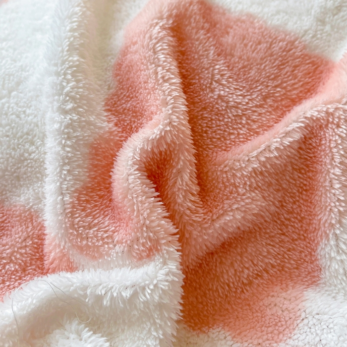 91家纺网 家纺一手货源 找家纺 2024新款A类北极绒格子-条纹系列宽包边加厚被套（暖光图） 棋盘格-粉玉