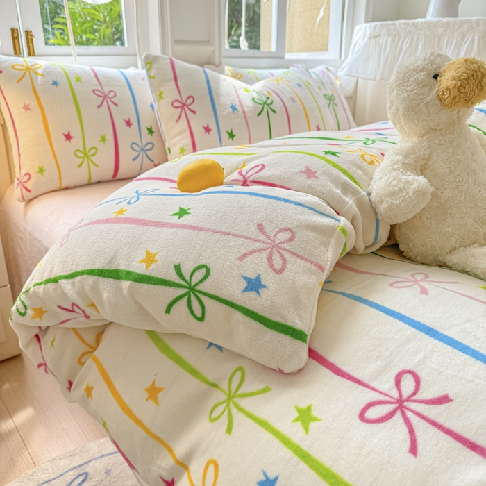 91家纺网 家纺一手货源 找家纺 2025新款小清新双面牛奶绒四件套 蝴蝶结