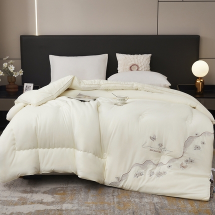 91家纺网 家纺一手货源 找家纺 （总）博尔菲 新款大豆绣花系列冬被