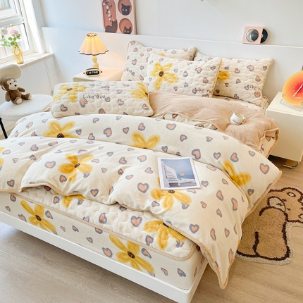 91家纺网 家纺一手货源 找家纺 2024秋冬A类牛奶绒加厚夹棉床笠+牛奶绒被套四件套寐色