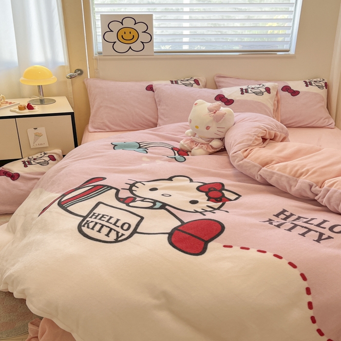 91家纺网 家纺一手货源 找家纺 金爱家 2024新款三丽鸥大版加厚牛奶绒四件套-第二批 绒R滑翔kt