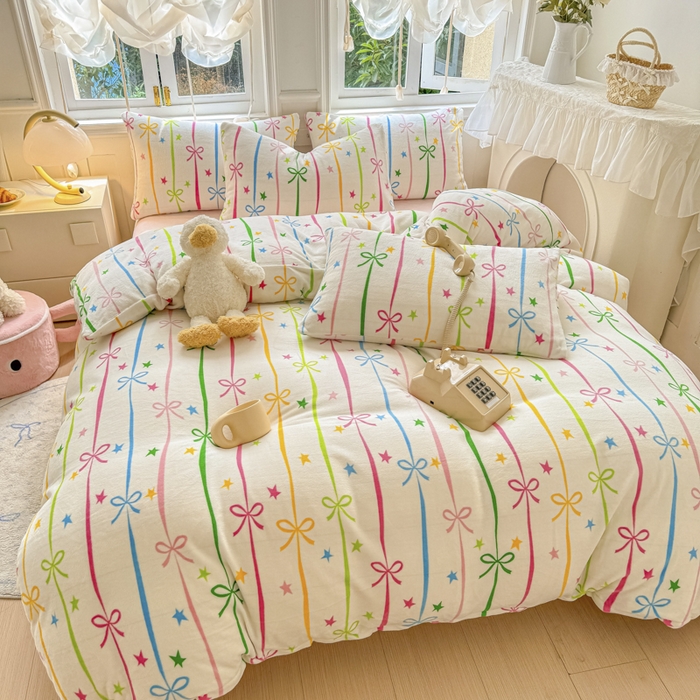 91家纺网 家纺一手货源 找家纺 2025新款小清新双面牛奶绒四件套 蝴蝶结