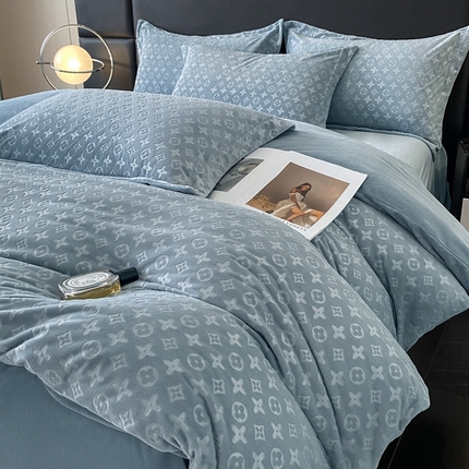 91家纺网 家纺一手货源 找家纺 （总）金牛座家纺 2025新款婴儿绒刺绣提花四件套-永恒