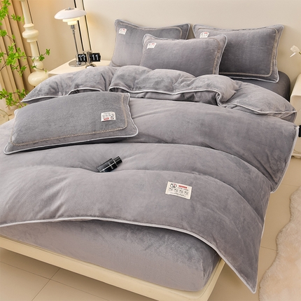 91家纺网 家纺一手货源 找家纺 （总）绒品荟家纺 2025新款加厚纯色牛奶绒床笠款四件套