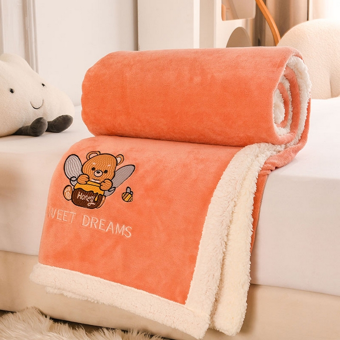 91家纺网 家纺一手货源 找家纺 2025新款毛毯AB版牛奶绒+羊羔绒毯子复合多功能午睡毯 美梦-明媚橘
