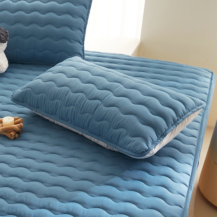 91家纺网 家纺一手货源 找家纺 2024新款原棉夹棉枕套-四季款 高贵蓝