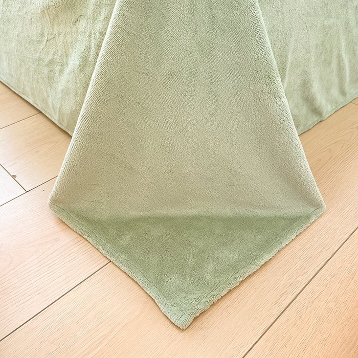 91家纺网 家纺一手货源 找家纺 慕澄家纺 2024新款小清新可爱印花牛奶绒加厚保暖四件套 草莓小熊