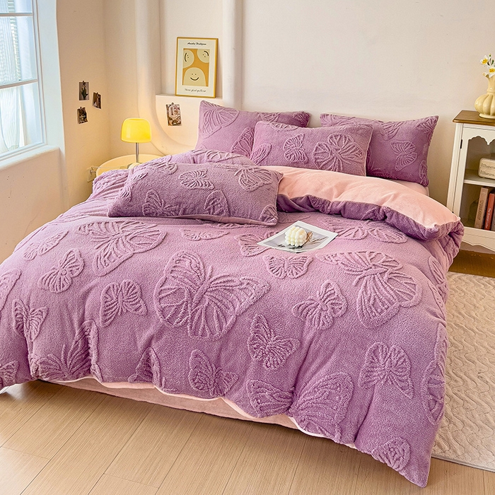 91家纺网 家纺一手货源 找家纺 梦之岛 2024新款高克重提花雕花牛奶绒四件套 蝴蝶公主-紫粉