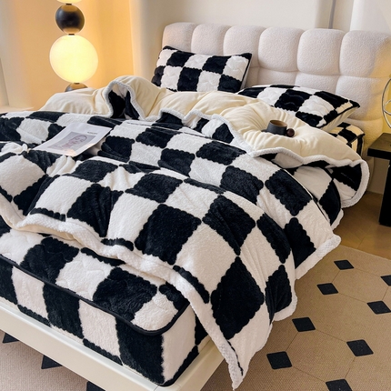 91家纺网 家纺一手货源 找家纺 （总）2024秋冬新款A类北极绒加厚夹棉床笠+北极绒宽包边被套四件套（暖光图）