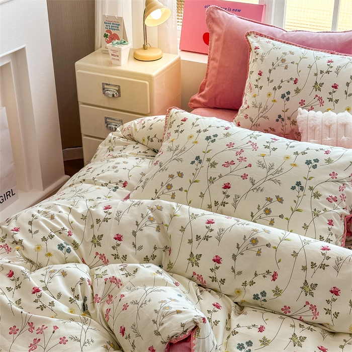 91家纺网 家纺一手货源 找家纺 2025新款三角针贝壳边棉加牛奶绒工艺款四件套 凝香