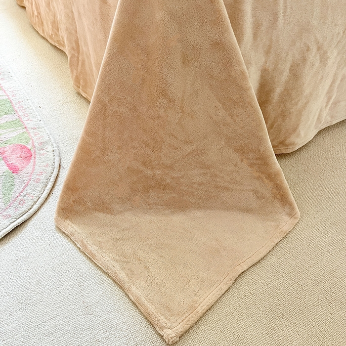 91家纺网 家纺一手货源 找家纺 金爱家 2024新款三丽鸥大版加厚牛奶绒四件套-第二批 咖啡豹纹kt