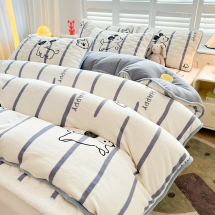 91家纺网 家纺一手货源 找家纺 2024秋冬新款牛奶绒加厚夹棉床褥垫+牛奶绒被套四件套午后时光