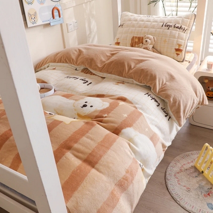 91家纺网 家纺一手货源 找家纺 （总）爱思凯家纺 2025新款A类牛奶绒学生床褥三件套-初心系列