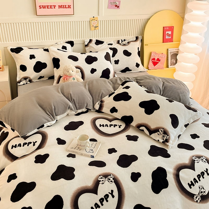 91家纺网 家纺一手货源 找家纺 狂想家 2025新款加厚牛奶绒卡通印花四件套系列风格二 万事顺遂