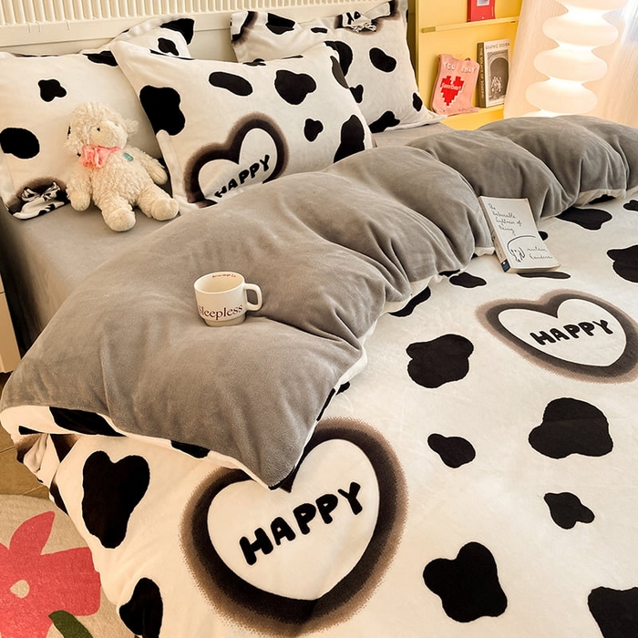 91家纺网 家纺一手货源 找家纺 狂想家 2025新款加厚牛奶绒卡通印花四件套系列风格二 万事顺遂