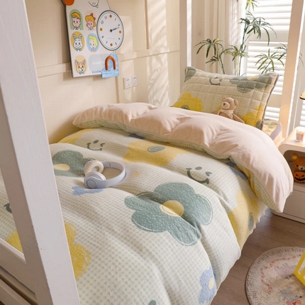 91家纺网 家纺一手货源 找家纺 （总）爱思凯家纺 2025新款A类牛奶绒学生床褥三件套-初心系列