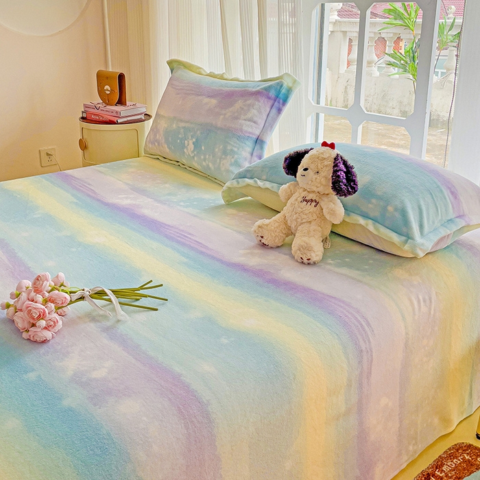 91家纺网 家纺一手货源 找家纺 名兮家居 2024新款时尚卡通风高克重牛奶绒床单-盖毯 彩色的梦