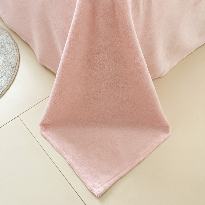 91家纺网 家纺一手货源 找家纺 金爱家 2024新款三丽鸥大版加厚牛奶绒四件套-第二批 绒R滑翔kt