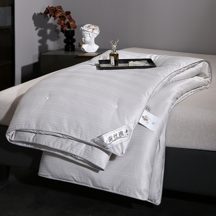 91家纺网 家纺一手货源 找家纺 （总）江山被业 2025新款60S手工订花长绒棉蚕丝被缎格提花蚕丝被桑蚕丝被榨蚕丝被夏被春秋被冬被