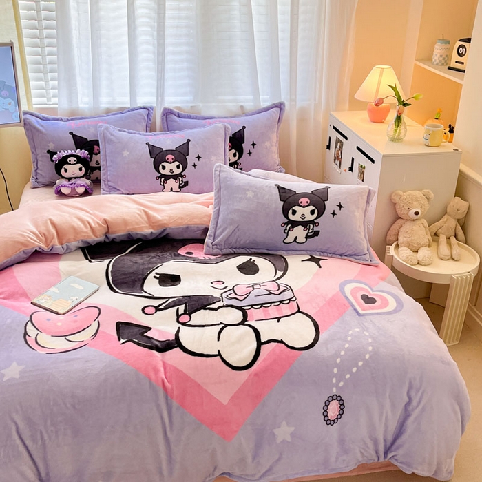 91家纺网 家纺一手货源 找家纺 金爱家 2024新款三丽鸥大版加厚牛奶绒四件套-第二批 礼物库洛米