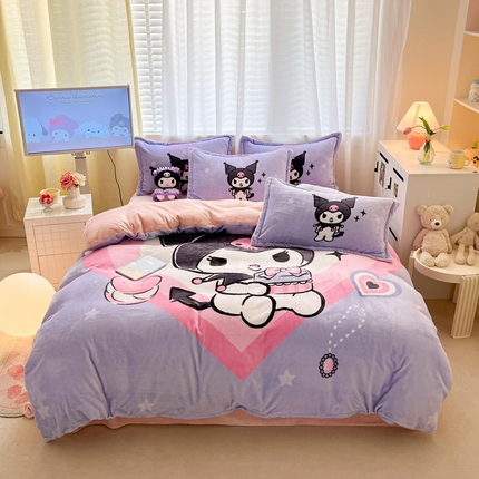 91家纺网 家纺一手货源 找家纺 金爱家 2024新款三丽鸥大版加厚牛奶绒四件套-第二批 礼物库洛米