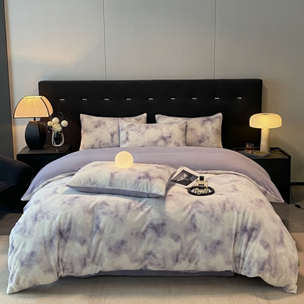 91家纺网 家纺一手货源 找家纺 嗯呢家纺 2024新款A类高克重全消光雪貂绒扎染风四件套-七彩 七彩-紫