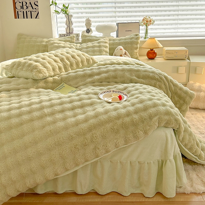 91家纺网 家纺一手货源 找家纺 绒世界 2024直播秋冬新款高克重500克床裙款泡泡四件套纯色印花系列  泡泡-抹茶绿