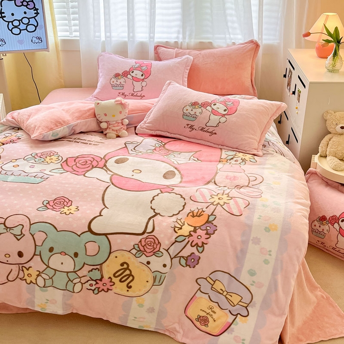 91家纺网 家纺一手货源 找家纺 金爱家 2024新款三丽鸥大版加厚牛奶绒四件套-第二批 熊熊兔美乐蒂