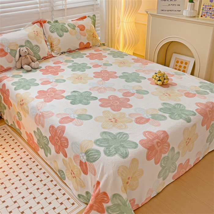 91家纺网 家纺一手货源 找家纺 名兮家居 2024新款时尚卡通风高克重牛奶绒床单-盖毯 倾城