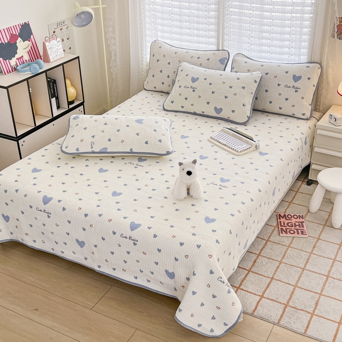 91家纺网 家纺一手货源 找家纺 茉夕家纺 2024新款奶芙纯棉印花牛奶绒水洗床盖 奶芙-爱心蓝