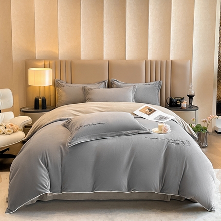 嗯呢家纺 2024新款A类高克重全消光婴儿绒刺绣双拼四件套 漫灰-蜜合灰