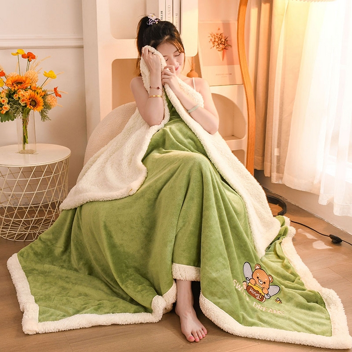 91家纺网 家纺一手货源 找家纺 2025新款毛毯AB版牛奶绒+羊羔绒毯子复合多功能午睡毯 美梦-千草绿