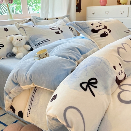 寐居家纺 2024新款A类小清新牛奶绒印花四件套 熊猫团团