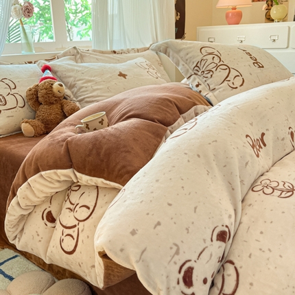 91家纺网 家纺一手货源 找家纺 （总）寐居家纺 2024新款A类小清新牛奶绒印花四件套