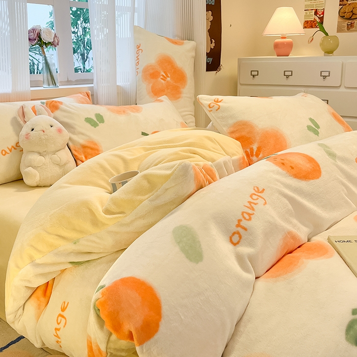 91家纺网 家纺一手货源 找家纺 慕澄家纺 2024新款小清新可爱印花牛奶绒加厚保暖四件套 橙意满满