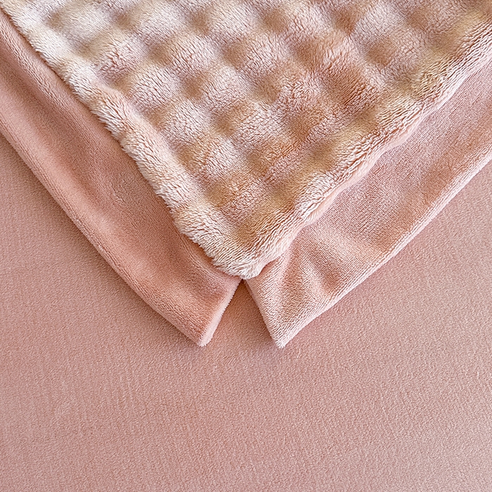 91家纺网 家纺一手货源 找家纺 芸锦豪 2024新款仿兔毛小泡泡兔兔绒兔毛绒四件套 樱花粉